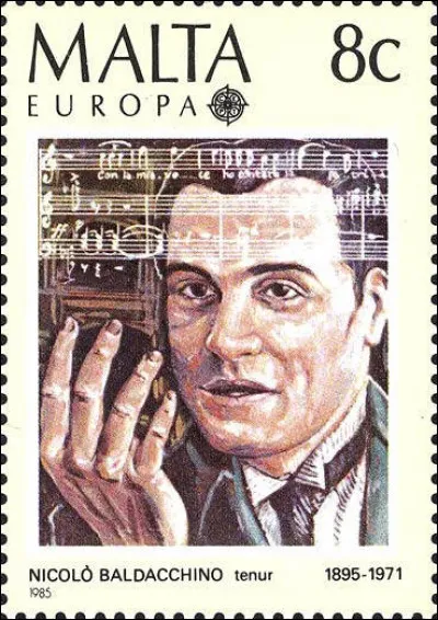 Malte > On voit la main de ce monsieur au premier plan, alors qu'en réalité, elle n'est absolument pas indispensable à l'exercice de son métier : lequel ?