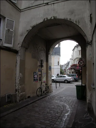 Lequel de ces livres de Claude Courchay est sorti en 1983 ?