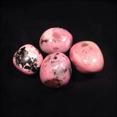 La rhodonite symbolise...