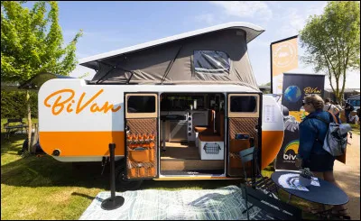 On ne dit pas ''caravane'' mais...
