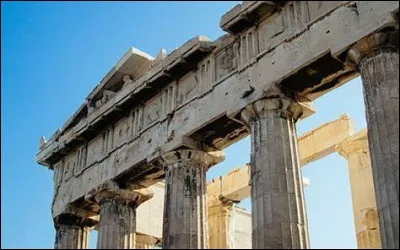 Comment traduiriez-vous l'expression "Alea jacta est" ?