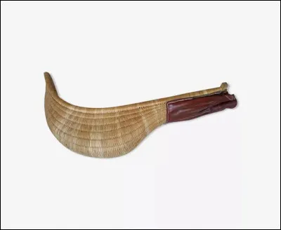 Quel est le nom de cet accessoire dont on se sert parfois à la pelote basque ?