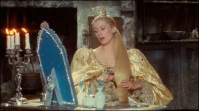 De quel instrument Peau d'Âne joue-t-elle ?