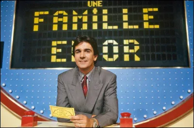 Quel est le dernier présentateur du jeu télévisé culte "Une famille en or" ?