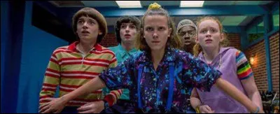 Pour qui Murray se fait-il passer pour infiltrer la prison russe ?