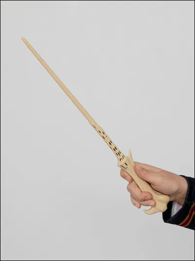 Dans le tome 7, quel objet Mash construit-il avec une baguette en fer ?