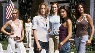 En sauvant quel enfant Lynette perd-elle un bébé ?