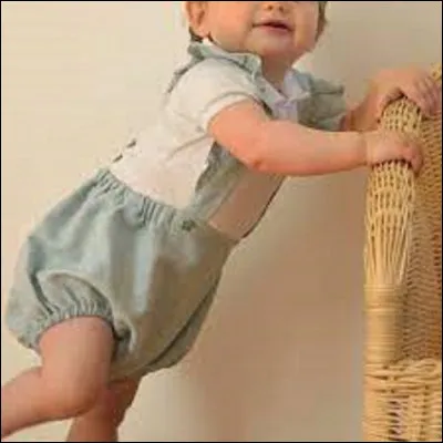 Quel mot désigne ce short-culotte pour bébé ?