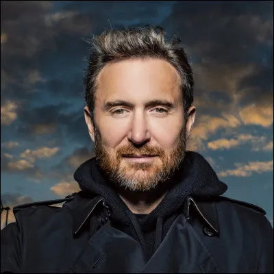 Il ne s'est pas fait connaître sur Tiktok et pourtant il a 4 millions d'abonnés sur la plateforme. David Guetta est...