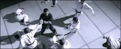 Le maître de Bruce Lee a eu droit à 5 films à son nom, comment s'appelait-il ?