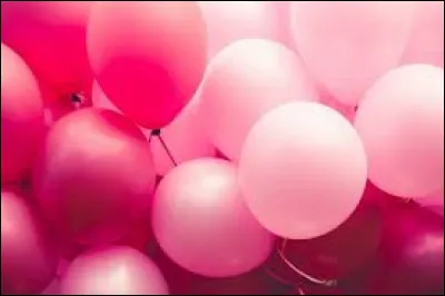 De quelle couleur était l'image précédente ?