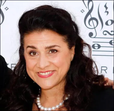 Qui est cette Cécilia, cantatrice mezzo-soprano italienne ?