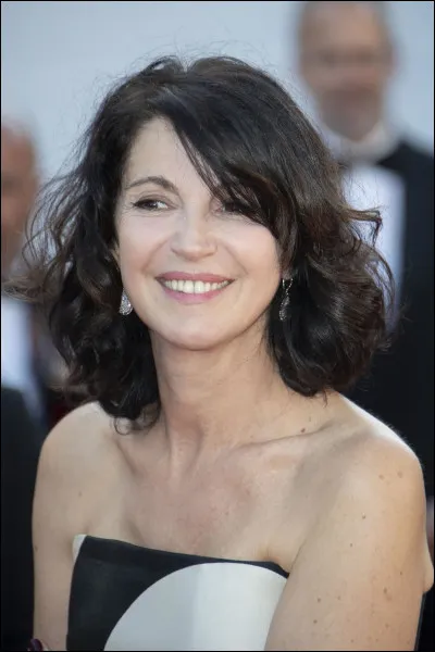 Qui est cette Zabou, réalisatrice, metteuse en scène et actrice française ?
