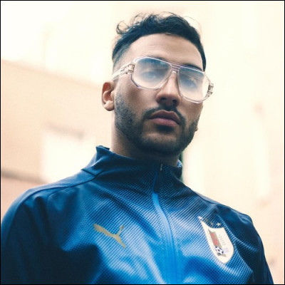 Ce rappeur français a sorti de gros tubes en 2019 comme "Khapta" et "Moulaga". Qui est-ce ?