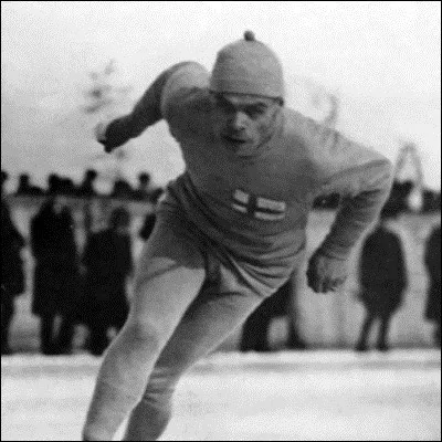 Quelle &eacute;dition des Jeux olympiques a &eacute;t&eacute; marqu&eacute;e par les cinq m&eacute;dailles du patineur de vitesse finlandais Clas Thunberg ?