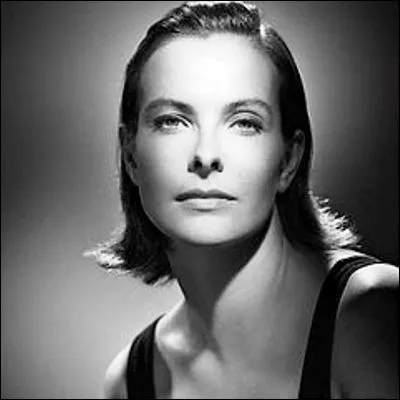 Quel studio photographique fond&eacute; en 1934 &agrave; Paris est c&eacute;l&egrave;bre pour son style de portrait ?