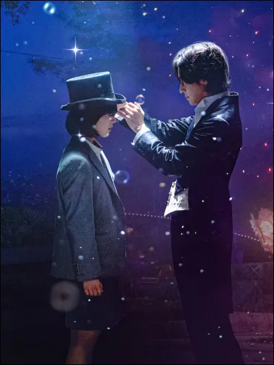 Apr&egrave;s que Ah-yi a &eacute;t&eacute; agress&eacute;e par son patron, que fait le magicien pour que celle-ci croie de nouveau &agrave; la magie ?