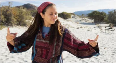 Elle est circassienne de rue, de qui s'agit-il ?