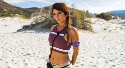 Elle exerce le métier de policière, je parle de :