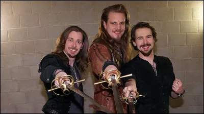 Complétez : 
"Wir ha'm uns jedes Bier..."