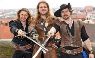 Complétez : 
"Wenn unser Boot des nächtens am Riff..."