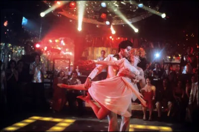 Dans lequel de ces films rencontre-t-on Stéphanie, passionnée de danse, et incarnée par Karen Lynn ?