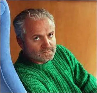 Quelle était la nationalité du styliste Gianni Versace ?