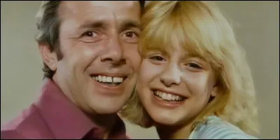 Comment se prénomme la fille de Simon dans "Papa et moi" ?