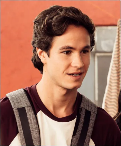 Quel sport Javier pratique-t-il ?