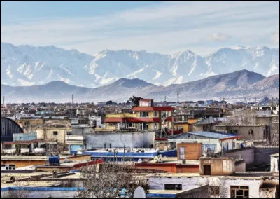 Quelle est cette ville, capitale et plus grande ville d'Afghanistan ?