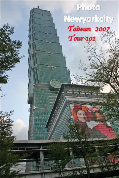 Quelle est cette ville, capitale de Taïwan; célèbre pour sa tour de 101 étages et ses 508 mètres qui en faisait le plus haut gratte-ciel du monde entre 2004 et 2010 ?