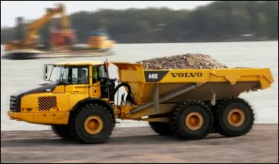 Quel est ce gros engin de chantier ?