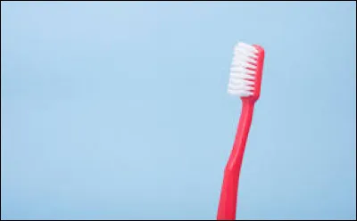 Mise en situation - Tu viens de te brosser les dents, mais tu as soif. Que fais-tu ?