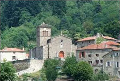 Nous sommes en Auvergne-Rhône-Alpes, à Saint-Julien-Vocance. Commune de l'aire d'attraction d'Annonay, elle se situe dans le département ...
