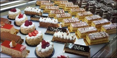 Quelle est la pâtisserie préférée dEsther  ?