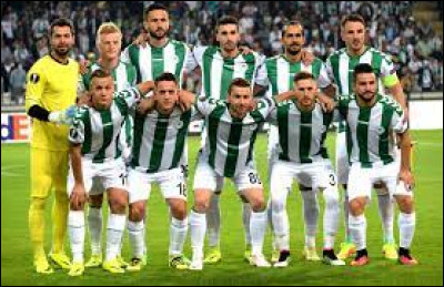 Quelle équipe a fini sur le podium de la Süper Lig en 2021/2022 ?