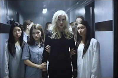 Qu'apprennent-elles dans cet internat ?