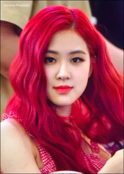 Quelle est la star présente sur la photo ?