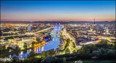 Ce personnage est décédé le 9 septembre 1087 dans la ville de Rouen. Dans quelle région française cette ville est-elle située ?