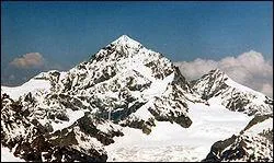 Quelle Dent atteint 4357m ?