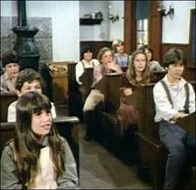 Dans le dernier épisode, quels batiments n'explosent pas ?