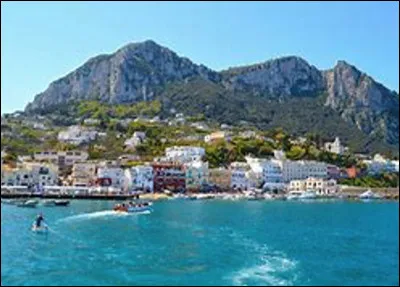 Quelle île n'est pas une île de la région de Toscane ?