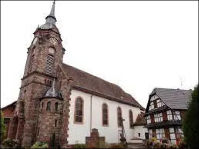 Nous sommes maintenant dans le nord-est de l'Alsace, devant l'église Saints-Pancrace-et-Sébastien, à Bernolsheim. C'est un village situé dans le département ...