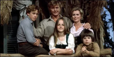 Dans "Les Robinson suisses", comment se prénomment la fille ?