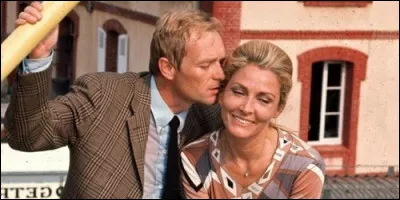 Dans "Aux Frontières du possible", pour quelle agence travaillent Yan Thomas et Barbara Andersen ?