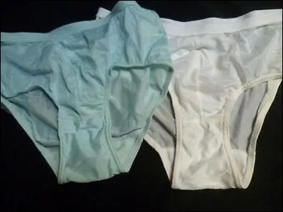 Au cours de quel siècle le slip (le slip pas la culotte) a-t-il fait son apparition ?