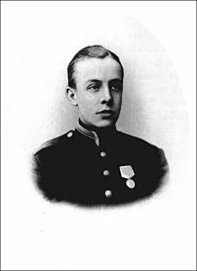 De quelle origine est Alexandre Georgevitch de Leuchtenberg ?