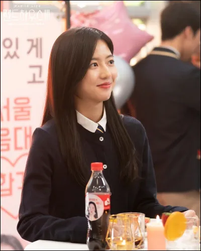 Lorsque tout le monde a cru que Yoon-hee avait tué Soo-ryeon, qu'est-il arrivé à Ro-na ?