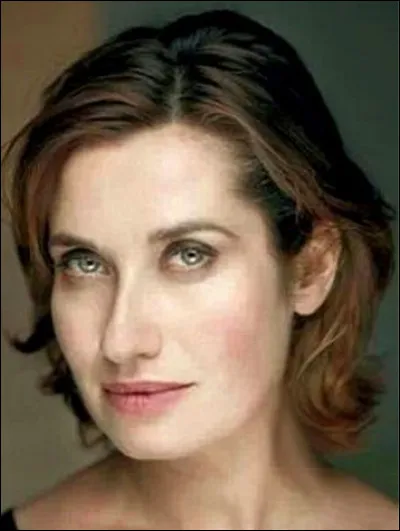 Qui est cette Emmanuelle, actrice française née en 1964 ?