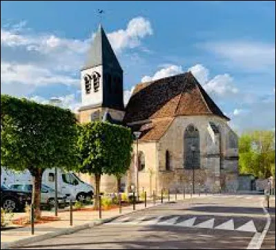 Je vous emmène maintenant en Bourgogne-Franche-Comté, à Augy. Commune de l'agglomération Auxerroise, elle se situe dans le département ...